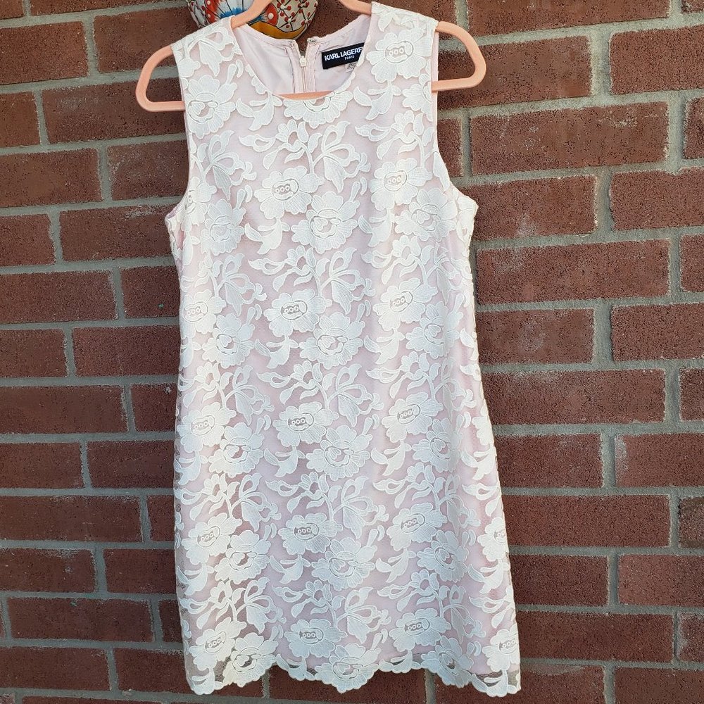 Karl Lagerfeld Paris Beautiful white sleeveless lace Dress